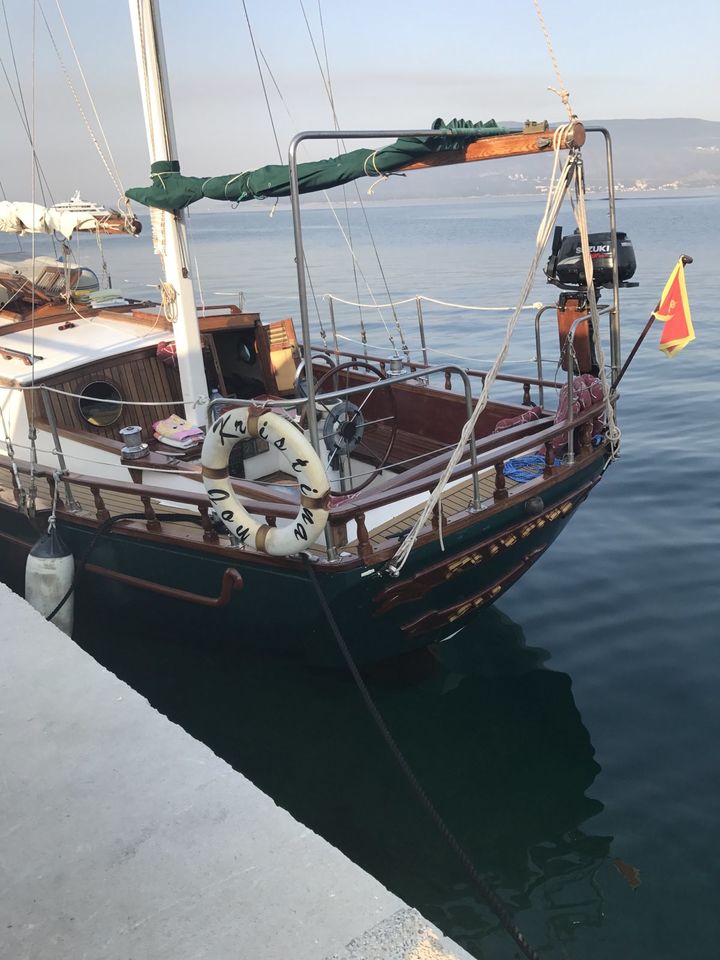 Formosa 39 Ketch - Image 5